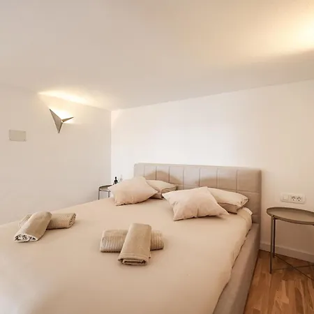 With Parking Space - 23478 * 자다르