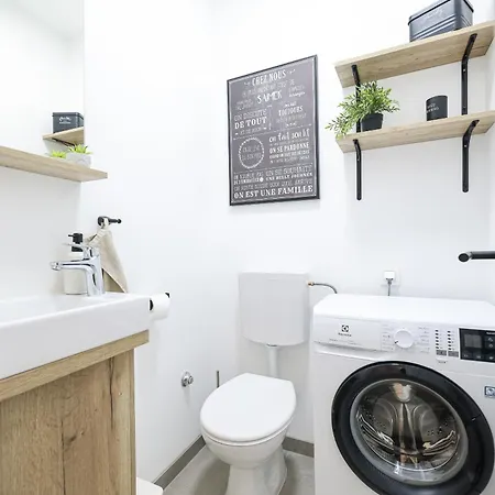 Apartment With Parking Space - 23478 *
