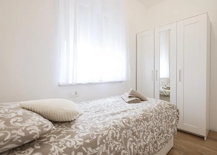 Apartament With Parking Space - 23478 *